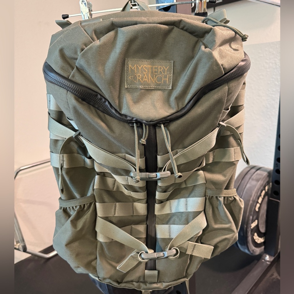 Mystery Ranch 2-Day Assault Pack Foliage L/XL. New w/o tags.